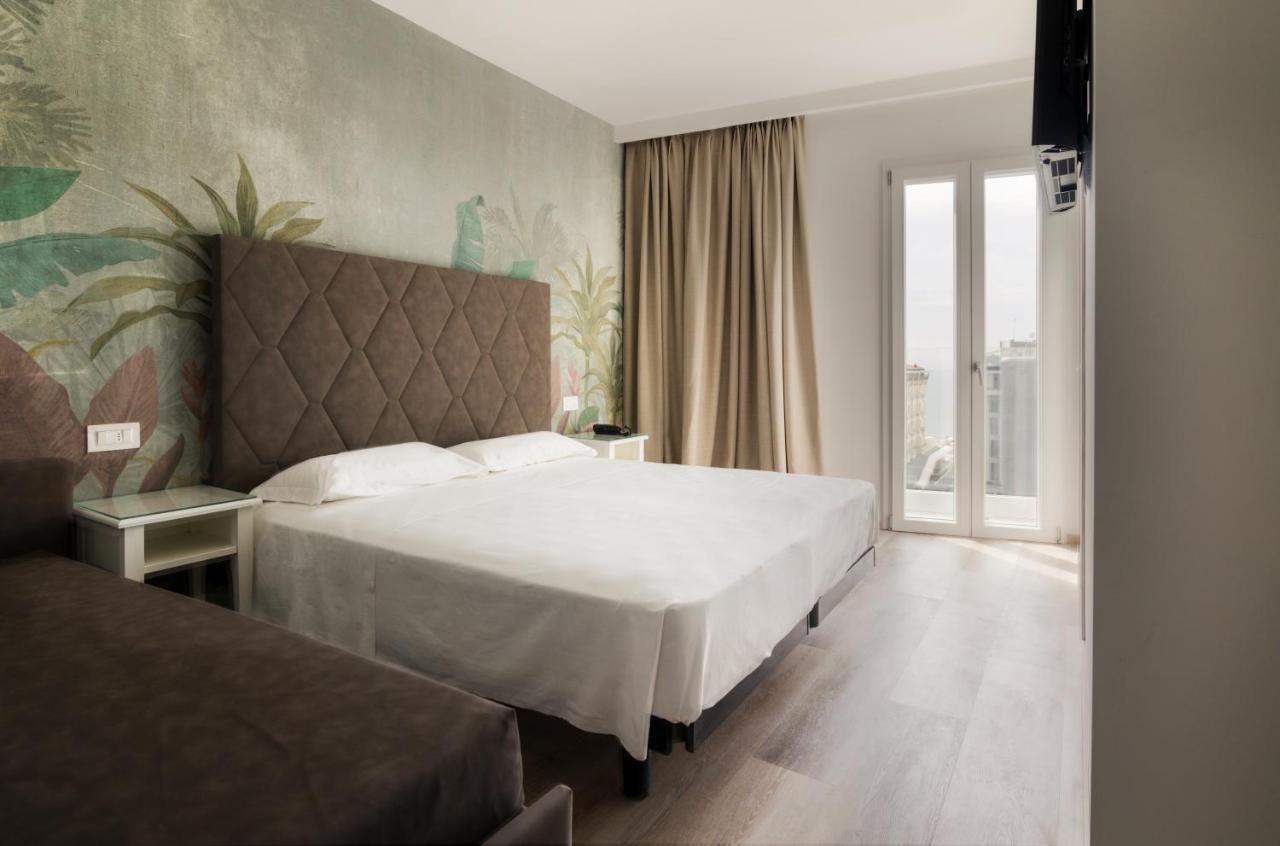 Hotel President Lido di Jesolo Bagian luar foto