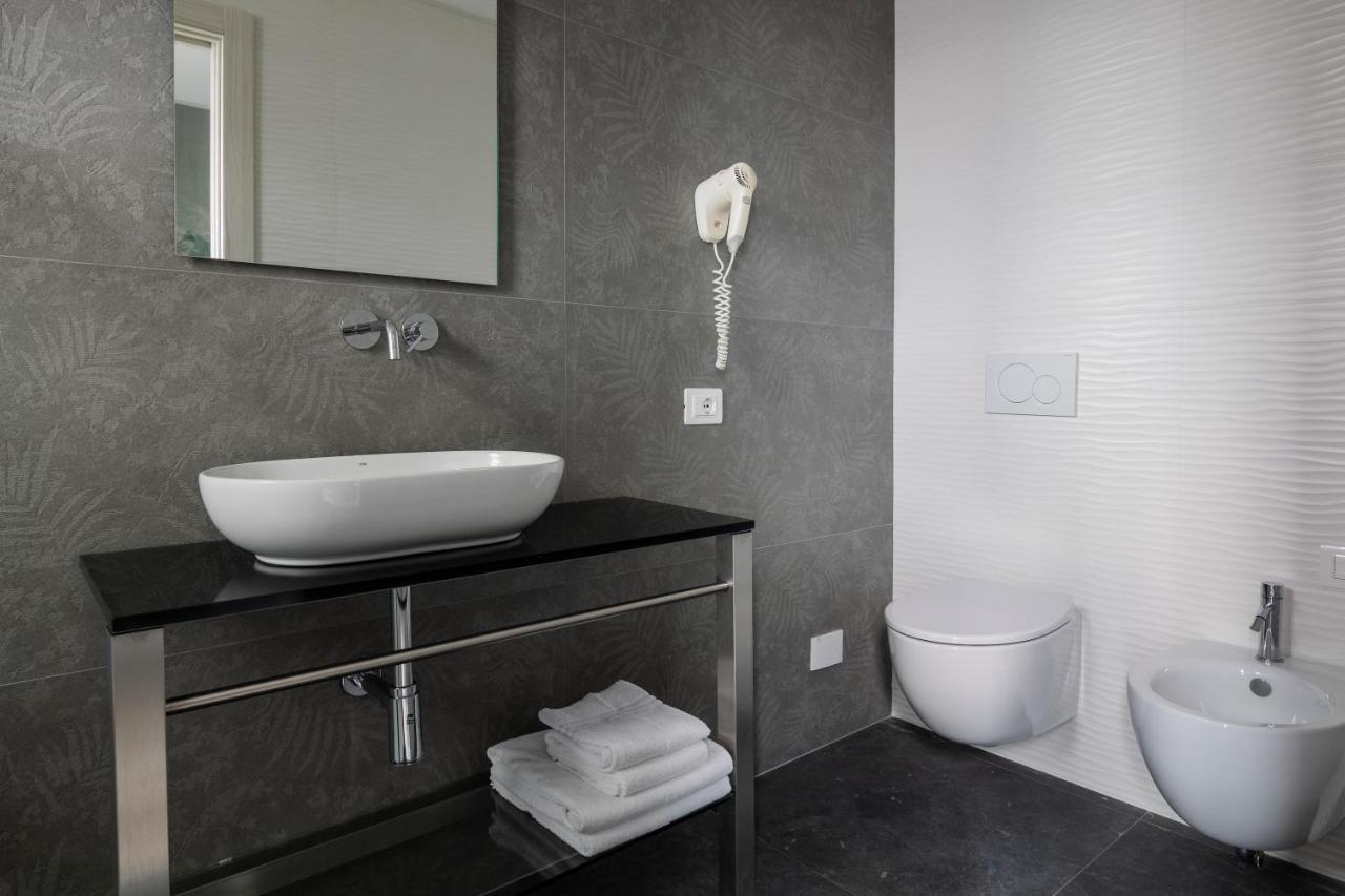 Hotel President Lido di Jesolo Bagian luar foto